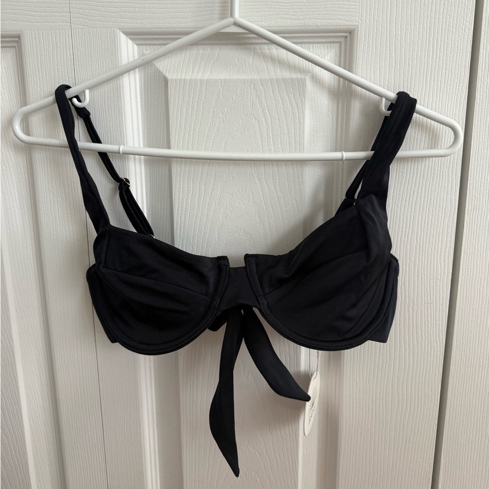 Chic Black Tie-Front Bralette